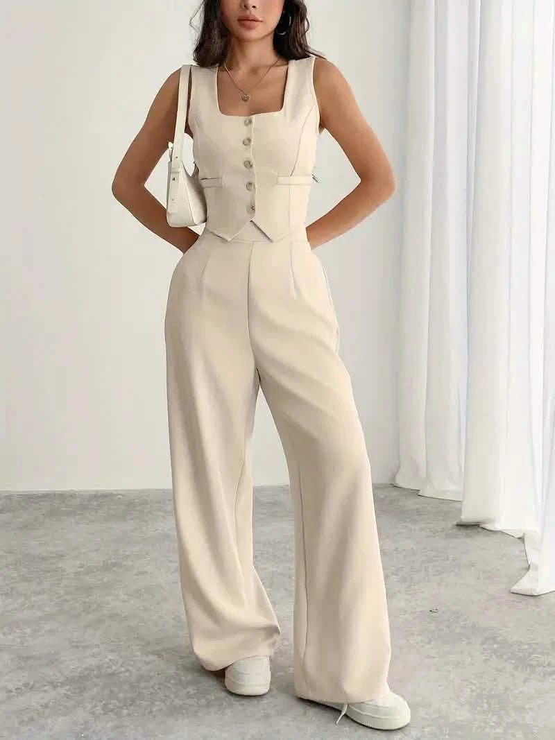 Beige mouwloze jumpsuitLovirea