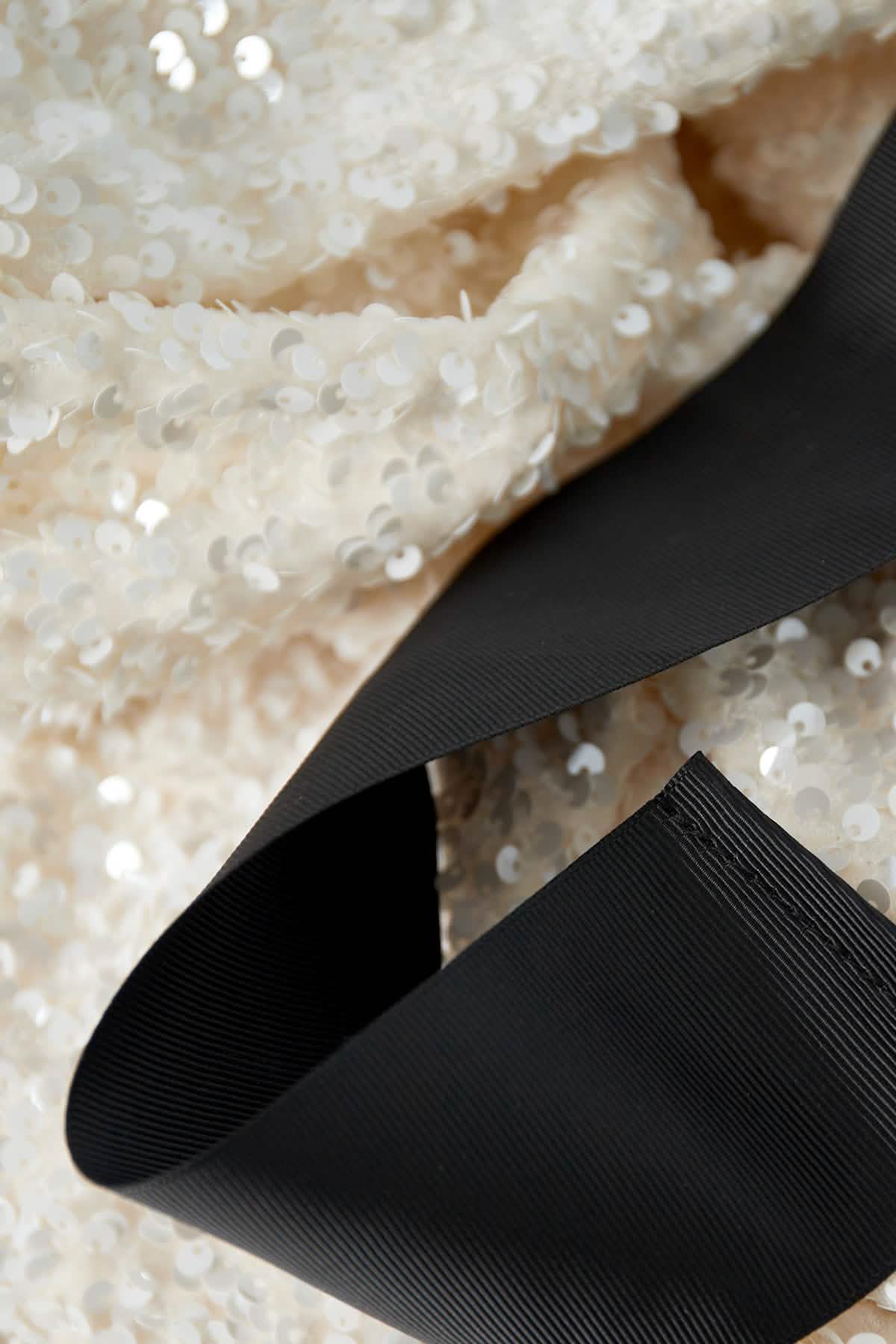 Party top with sequinsClothes/Women's Tops/Long sleeve topsLovirea