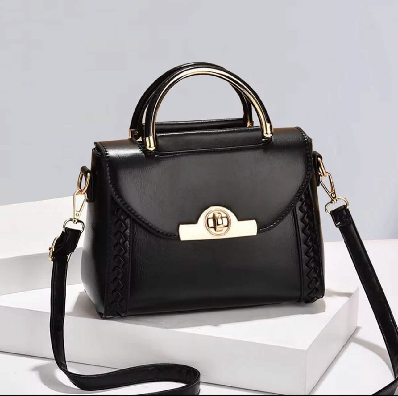 Pure Class SatchelLovirea