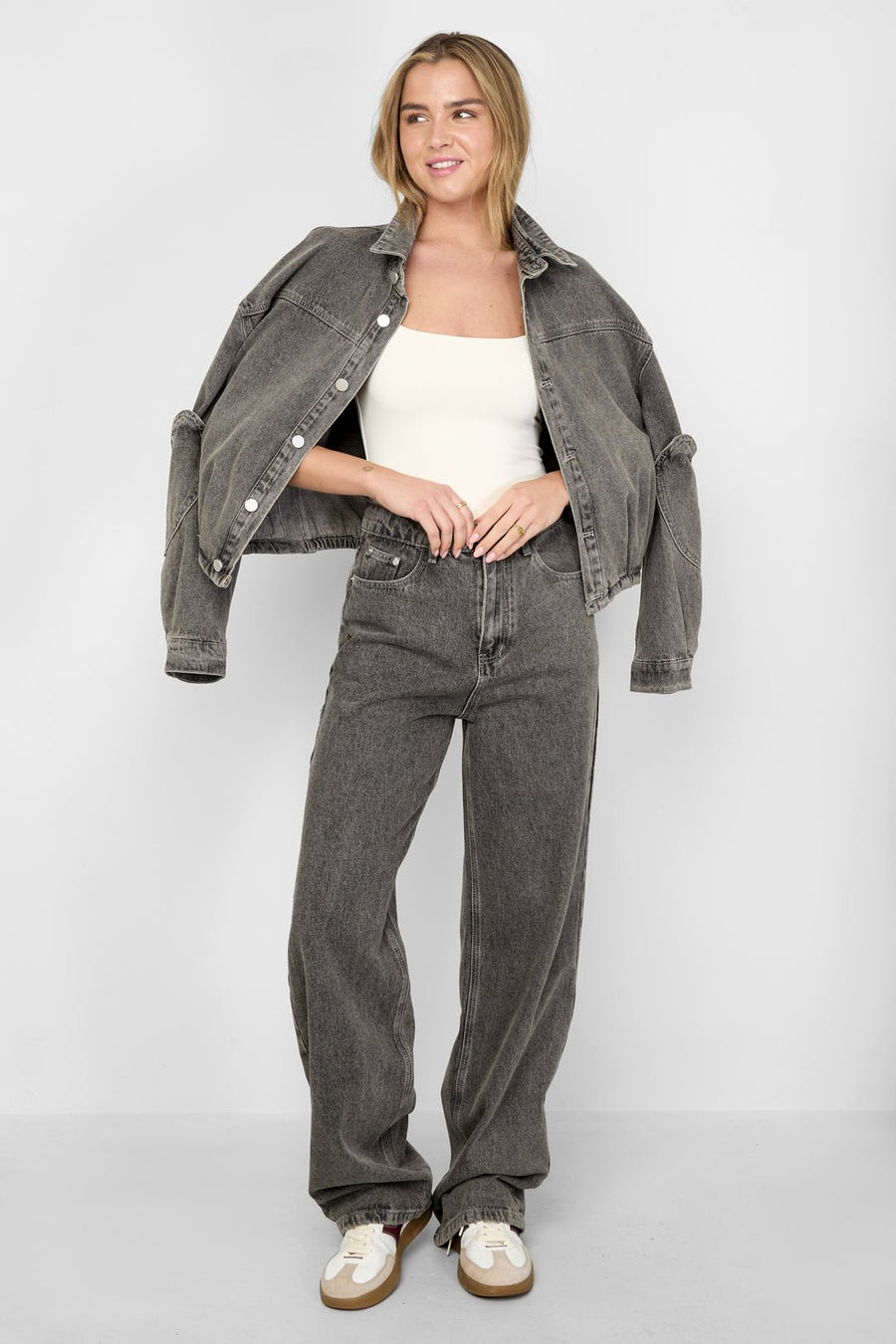 The Heartless DenimClothes/Women's denim/Denim pantsLovirea