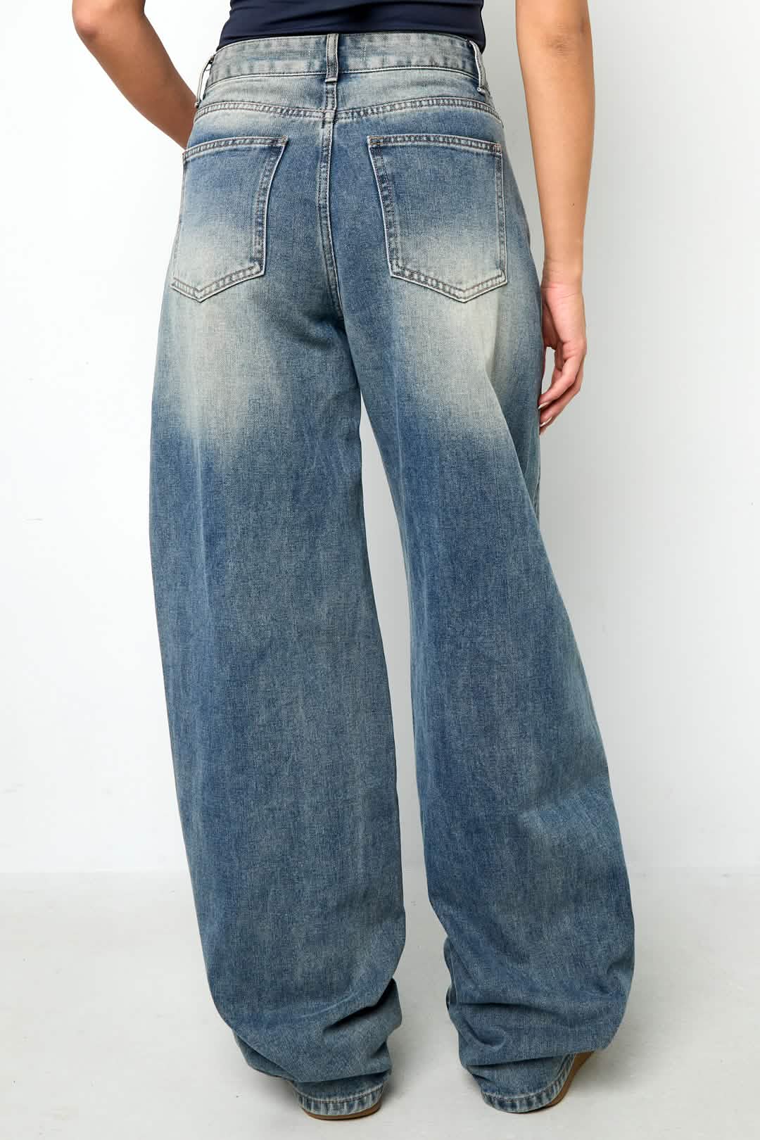 Balloon pantsClothes/Women's denim/Denim pantsLovirea