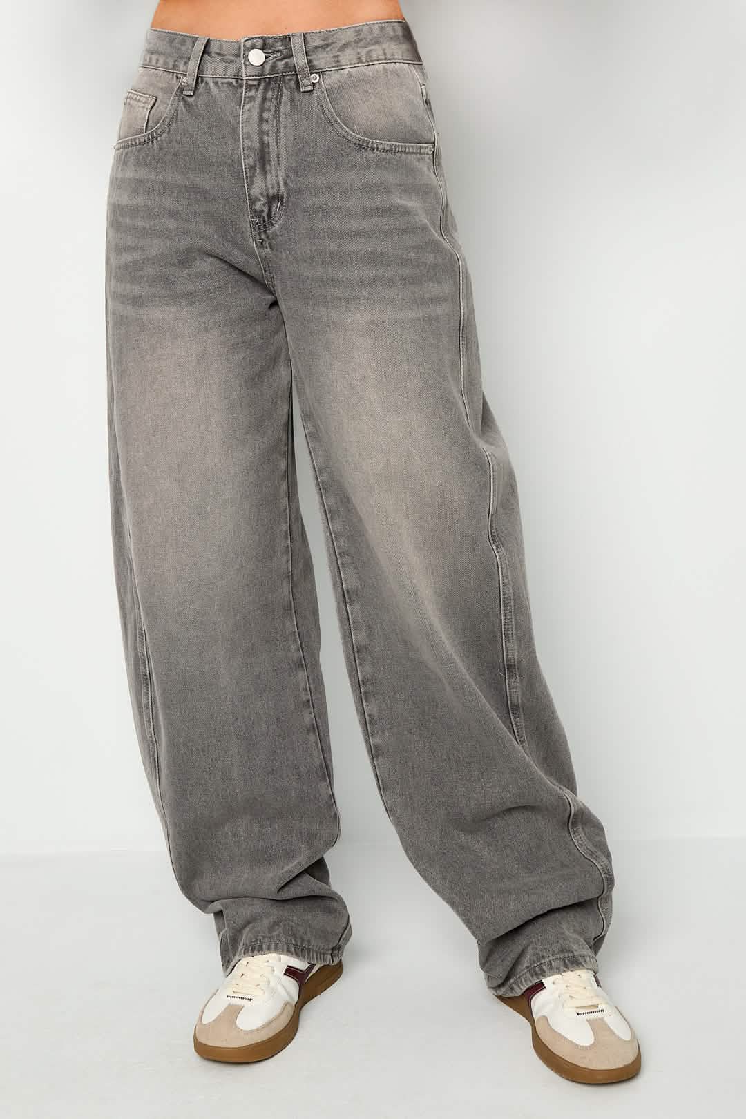Balloon pantsClothes/Women's denim/Denim pantsLovirea