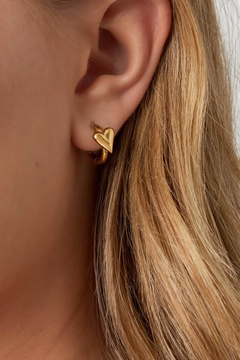 Hoop with mini heart earrings