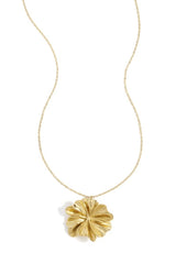 Pendant necklaces Flower