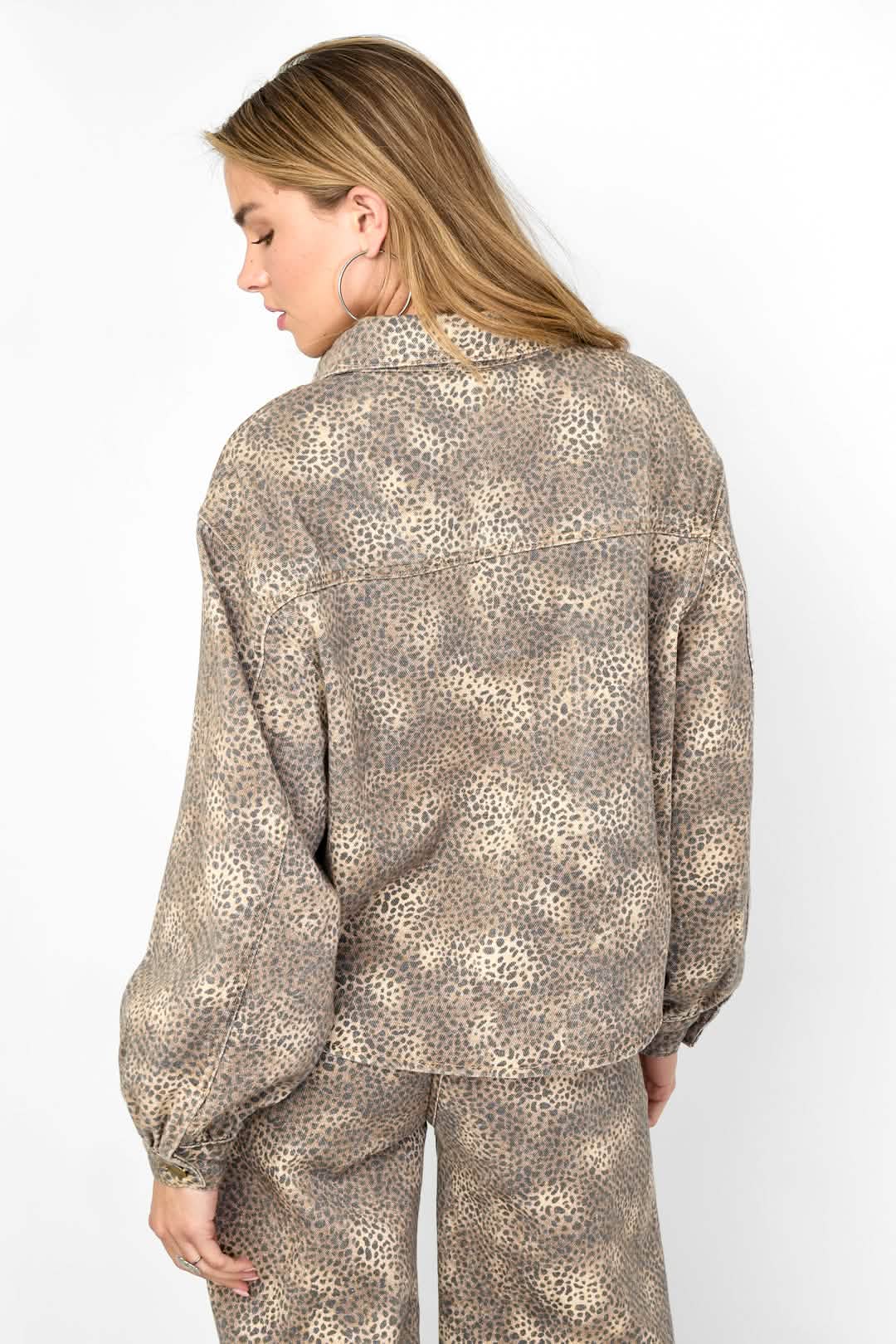 the cow girl & loving leopard jeansClothes/Women's denim/Denim Jackets & CoatsLovirea